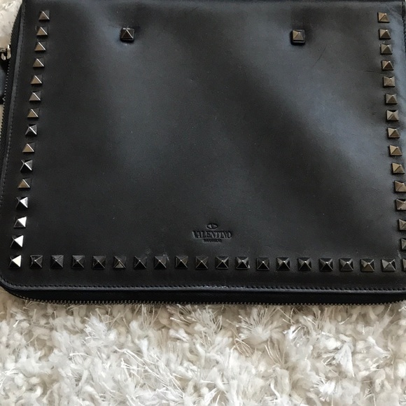 Valentino Rockstud Clutch- IPad case - Picture 2 of 8